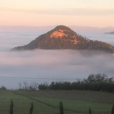Bed & Breakfast In Canto Sul Poggio