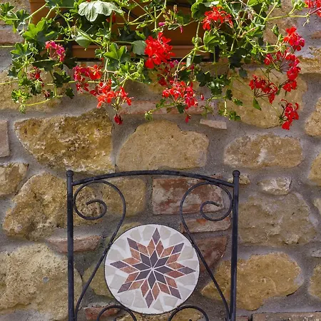 In Canto Sul Poggio Bed & Breakfast *